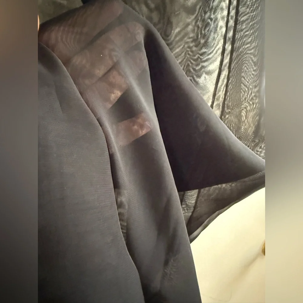 Chic Sheer Black Wrap - Picture 2 of 12